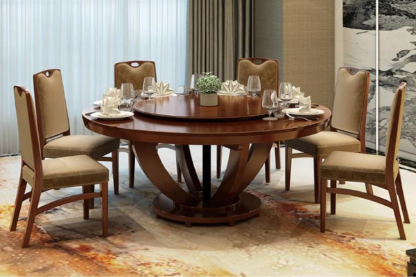 现代风格木质餐桌